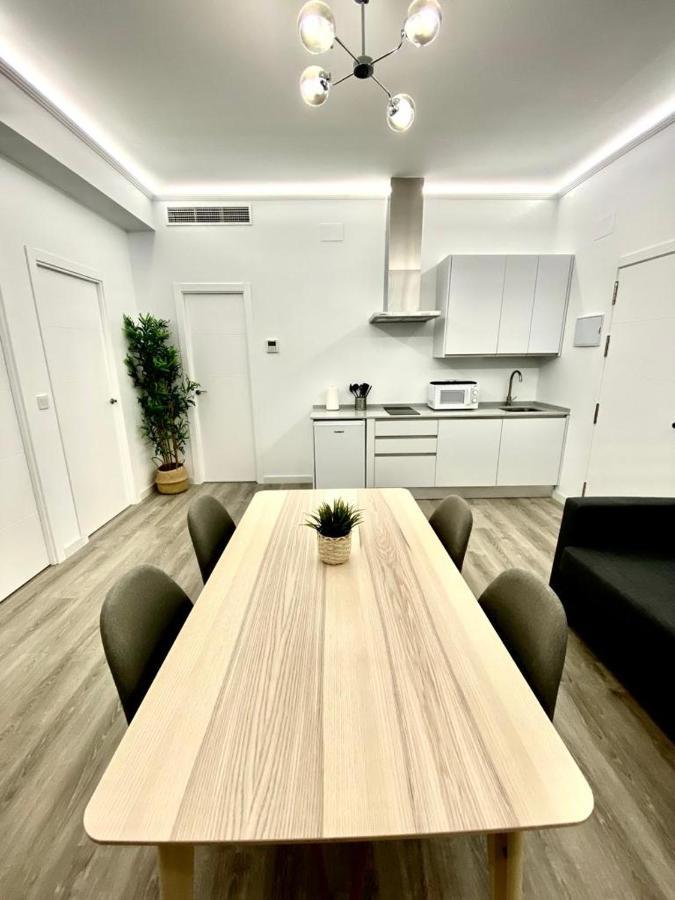Los Almendros - Free Parking Cordoba Exterior photo