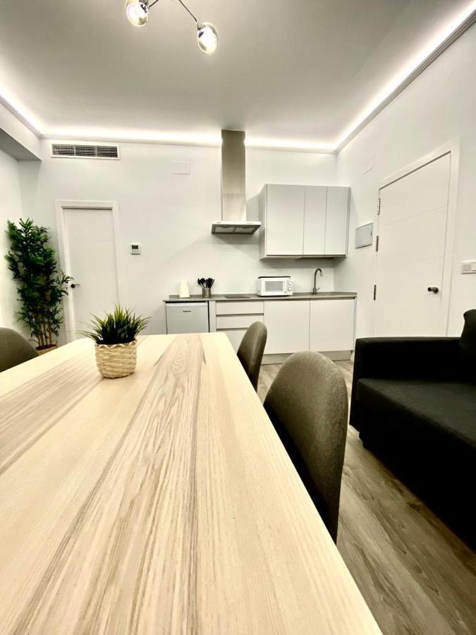 Los Almendros - Free Parking Cordoba Exterior photo